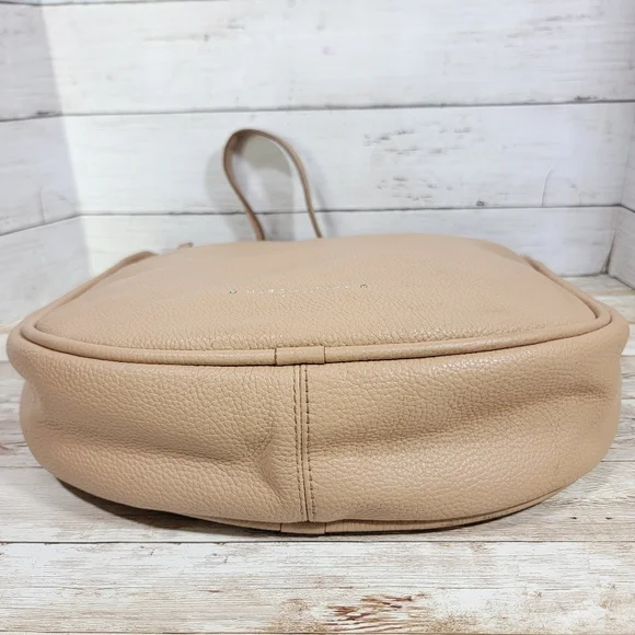 MARC JACOBS Falafel Leather Saddle Bag In Cocoon - Picture 10 of 14